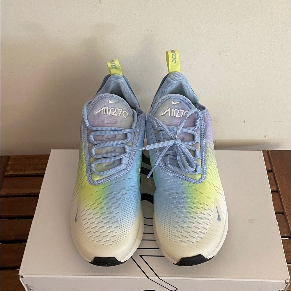 Nike Air Max 270 Aluminum/Metallic Silver US Women 7.5/UK 5/EU 38.5(IB7937-468) - Picture 4 of 12
